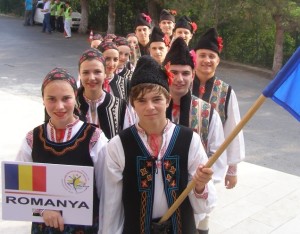Ansamblul-Doina-Aiudului