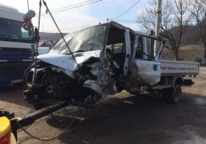accident-aiud-7-martie-2015-autoutilitara